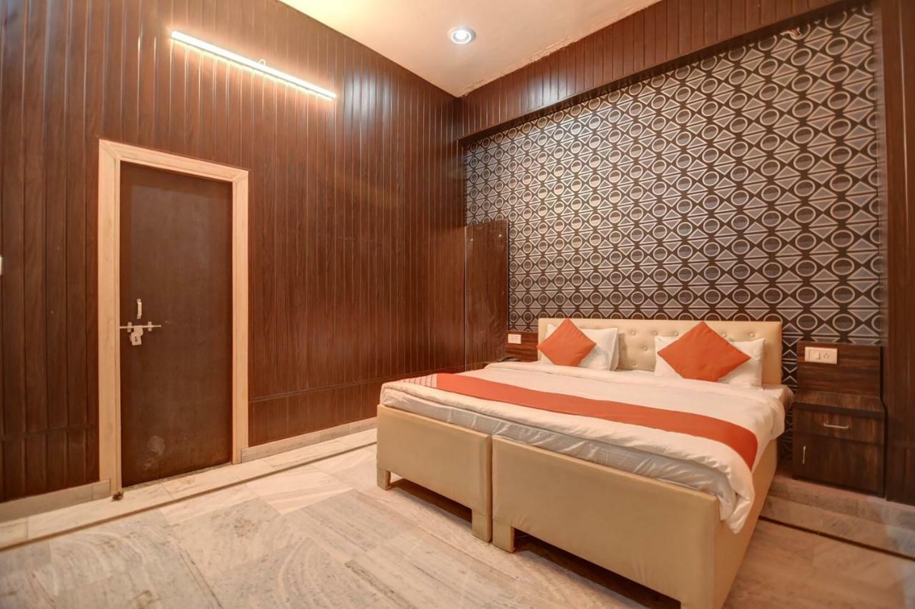 Oyo 19533 D Nest Inn Lucknow Exterior photo